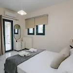 Andromahi Apartments & Suite